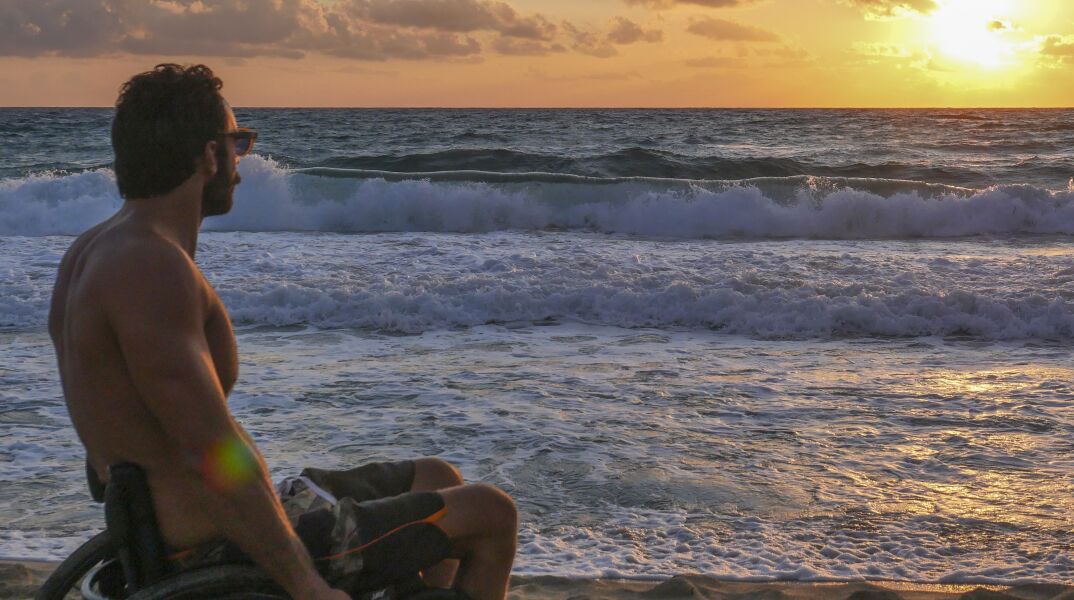 Αντώνης Τσαπατάκης 