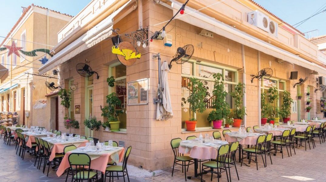 Κρητών Γεύσεις εν Αιγίνη