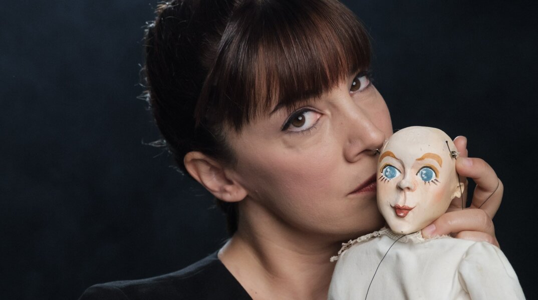 Ο "Παιχνιδοποιός" στο Μικρό Γκλόρια με την Ραφίκα Σαουίς