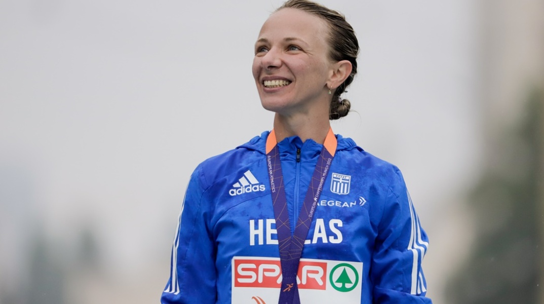 Αντιγόνη Ντρισμπιώτη - Η στιγμή της απονομής