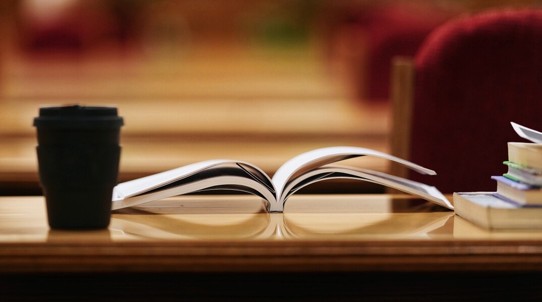 Σχέδιο στήριξης των οικονομικά ασθενών δρομολογείται στη Βρετανία – Δημόσιες βιβλιοθήκες και μουσεία θα επιτελέσουν ρόλο «θερμών καταφυγίων» 