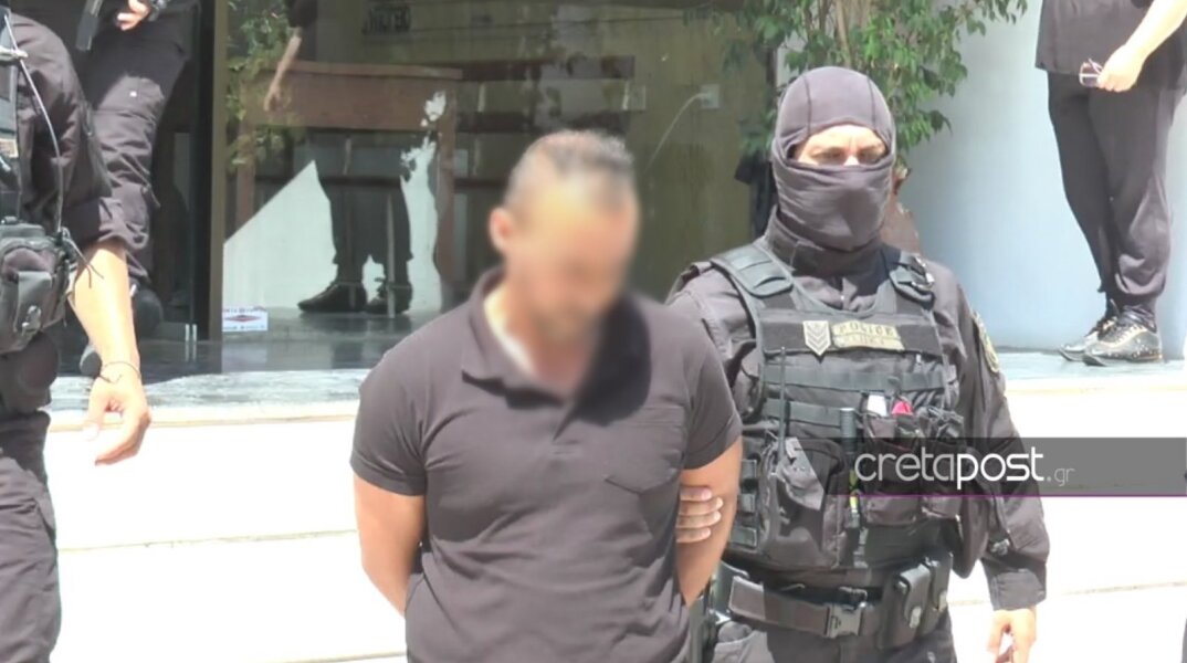 Ο 38χρονος δράστης της επίθεσης σε Γερμανούς τουρίστες στην Κρήτη