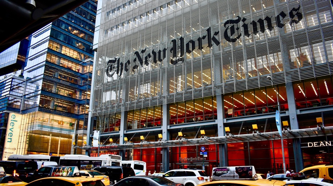 Για το άρθρο τoυ Alexander Clapp στους New York Times