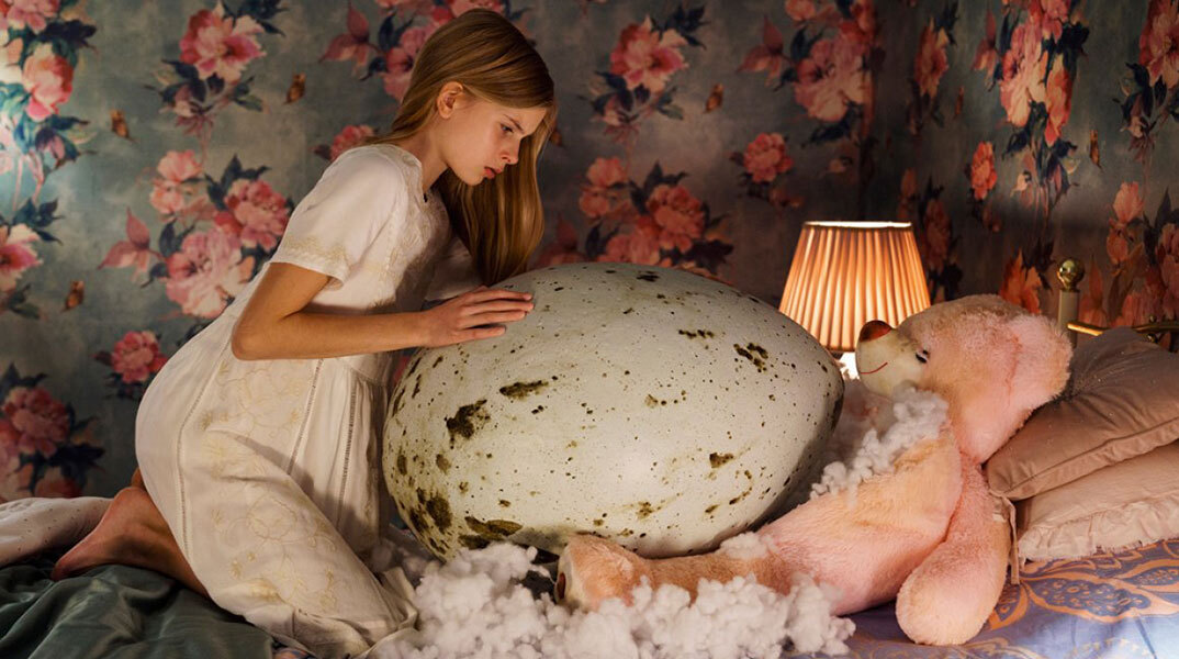 Κριτική ταινίας: Εκκόλαψη (Hatching)