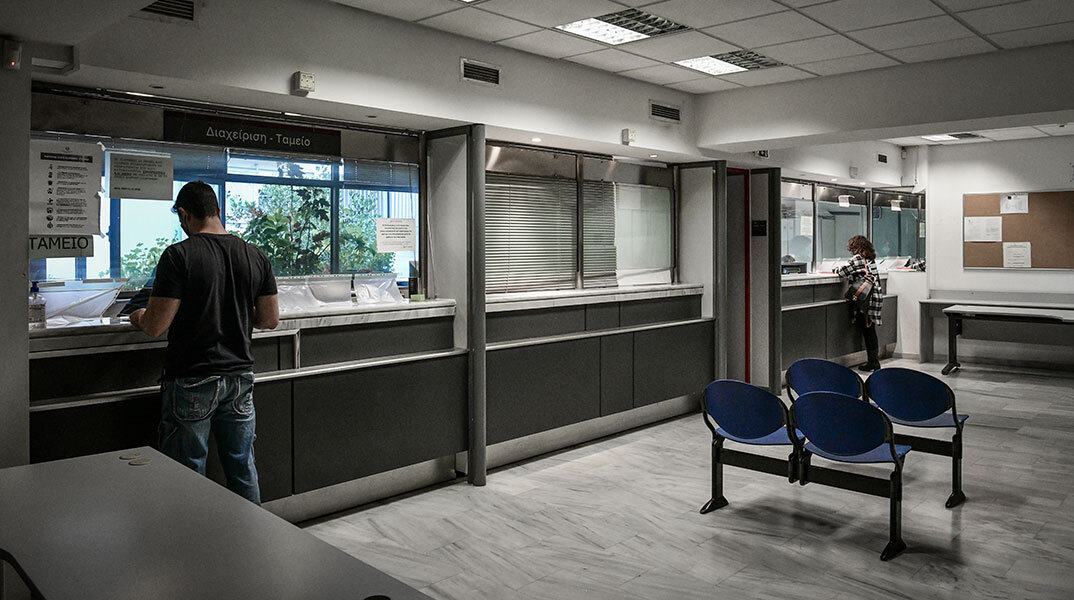 ΙΖ ΔΟΥ Αθηνών στο Παγκράτι