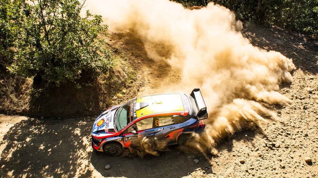 ΕΚΟ Ράλλυ Ακρόπολις: Τι συνέβη στην 3η ημέρα - Ο Τhierry Neville στην πρώτη θέση