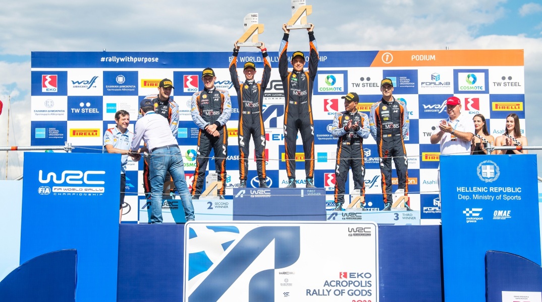 Ο Thierry Neuville κατέκτησε το ΕΚΟ Ράλλυ Ακρόπολις - Για πρώτη φορά στην ιστορία της Hyundai τρεις οδηγοί στις θέσεις του βάθρου