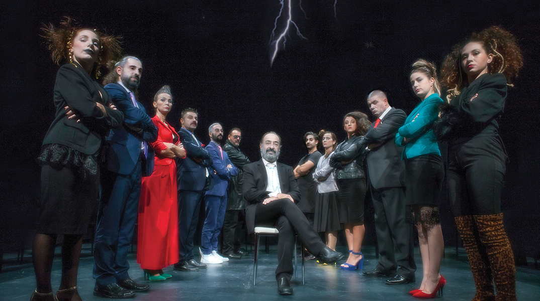 «Ω, Θεοί» στο Θέατρο Olvio