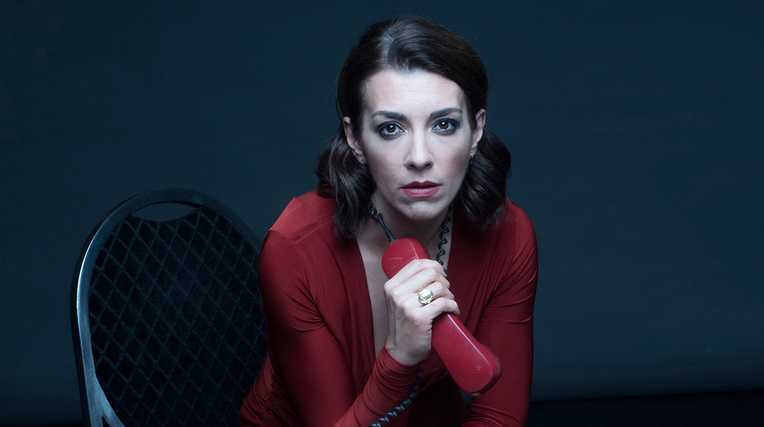 «Η ανθρώπινη φωνή» στο θέατρο Μικρό Χορν