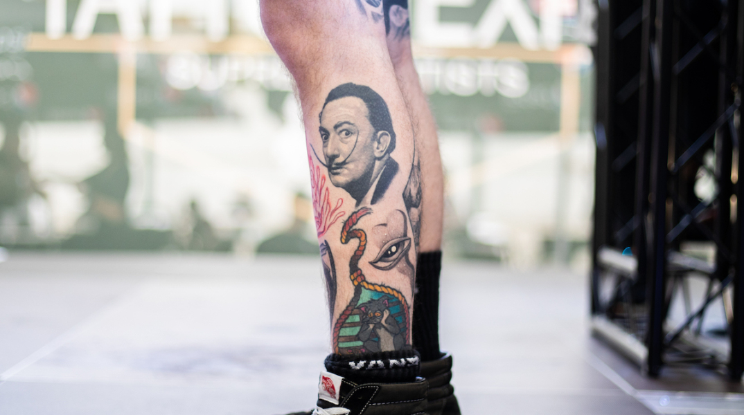 6ο Athens Tattoo Expo: Το τριήμερο 28-30 Οκτωβρίου, 120 από τους καλύτερους tattoo artists της Ελλάδας δίνουν ραντεβού στο Παλιό Αμαξοστάσιο ΟΣΥ στο Γκάζι. 