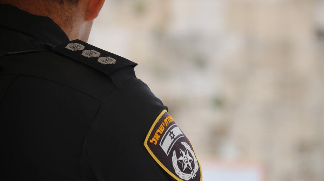 Ισραήλ: Απαγχονισμένος στο κέντρο του Τελ Αβίβ εντοπίστηκε Παλαιστίνιος που αντιμετώπιζε κατηγορίες για το φόνο ηλικιωμένης - Αυξάνονται οι επιχειρήσεις του στρατού στη Δυτική Όχθη.