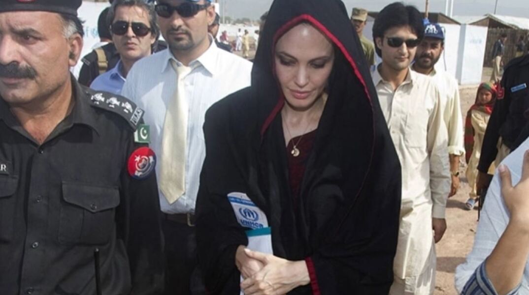 Στο Πακιστάν και τις περιοχές που επλήγησαν από τις πλημμύρες η Αντζελίνα Τζολί