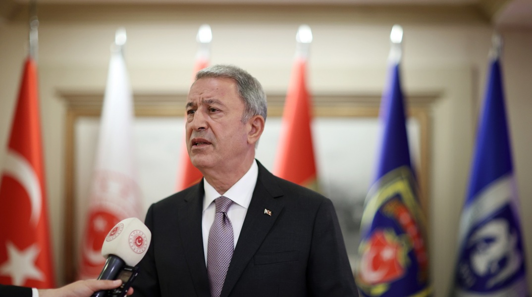 Χουλουσί Ακάρ: Ο Τούρκος υπουργός Άμυνας ενισχύει την εμπρηστική ρητορική της Άγκυρας προς την Ελλάδα - Νέες απειλές μετά την ομιλία του πρωθυπουργού στη Νέα Υόρκη. 