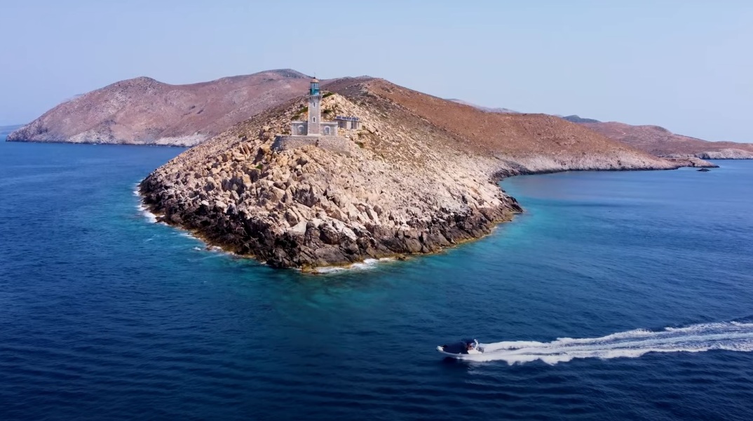 Περγάρι, Νεράιδα, Οξυά, Ακρωτήριο Ταίναρο, Τέμπη Νάστου, Χαράδρα του Χάρου, Πέρασμα Νιάλας, Μονή Σπηλιάς, Τρία Σύνορα, πρωταγωνιστούν σε νέο βίντεο του Travel Inspiration.