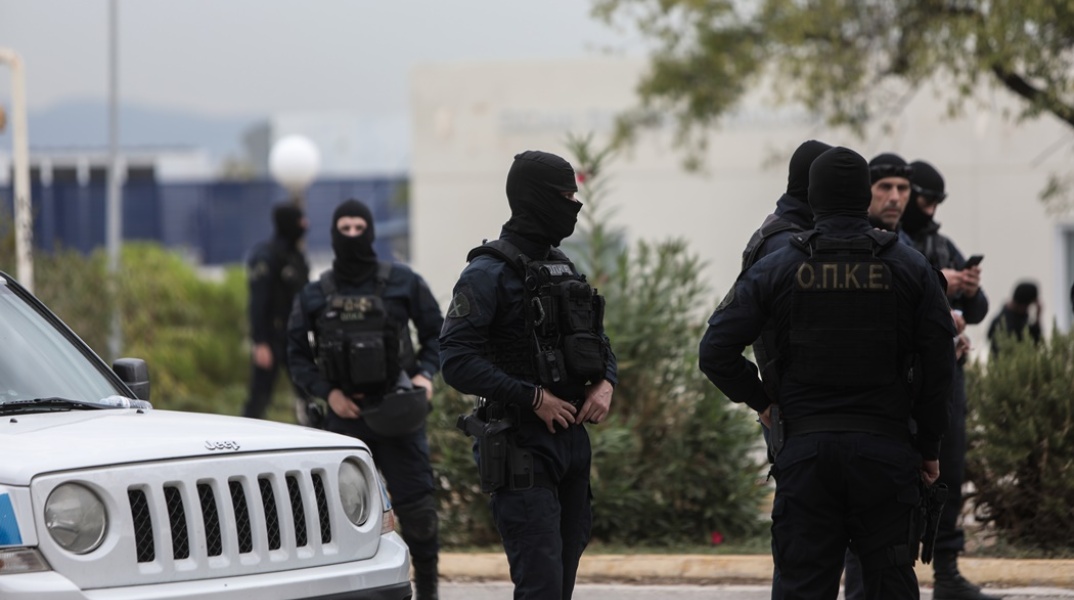 Πυροβολισμοί στην Πανεπιστημιούπολη Ζωγράφου - Η ΟΠΚΕ