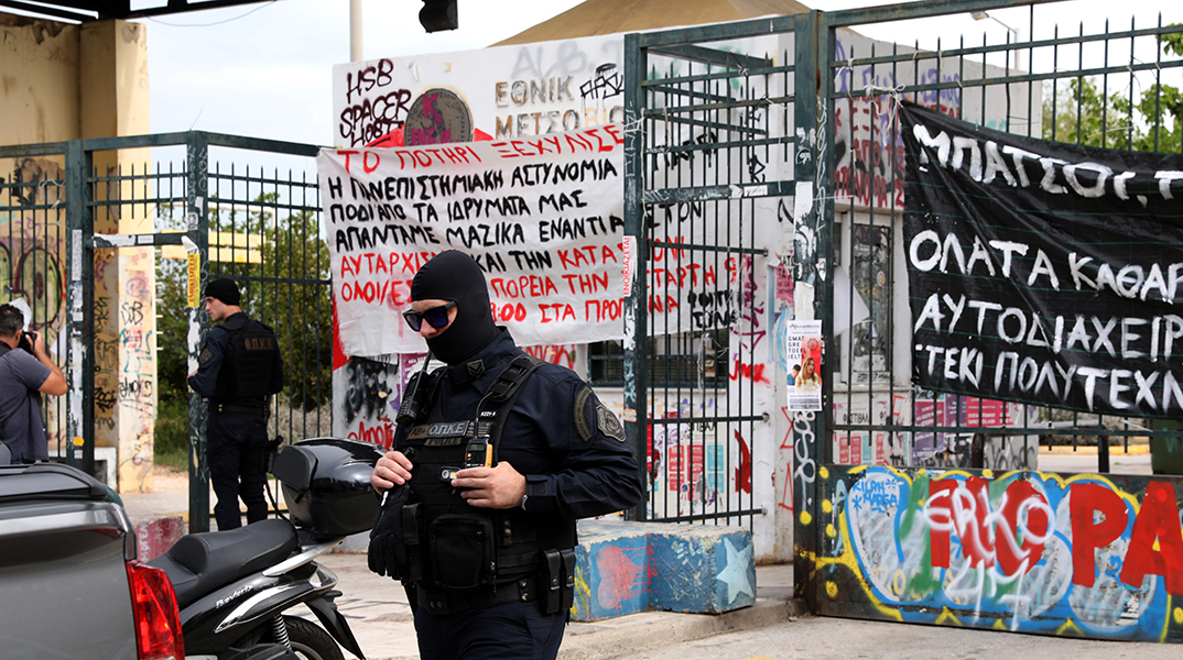 Αστυνομική επιχείριση διεξάγεται στην Πολυτεχνειούπολη Ζωγράφου