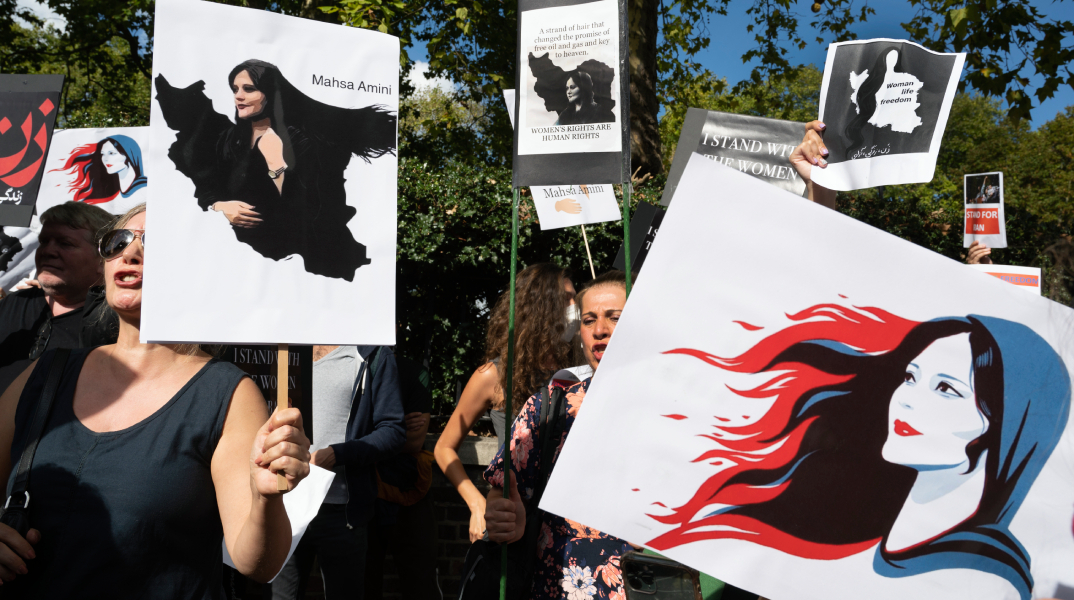 Διαμαρτυρία για τον θάνατο της Μαχσά Αμινί