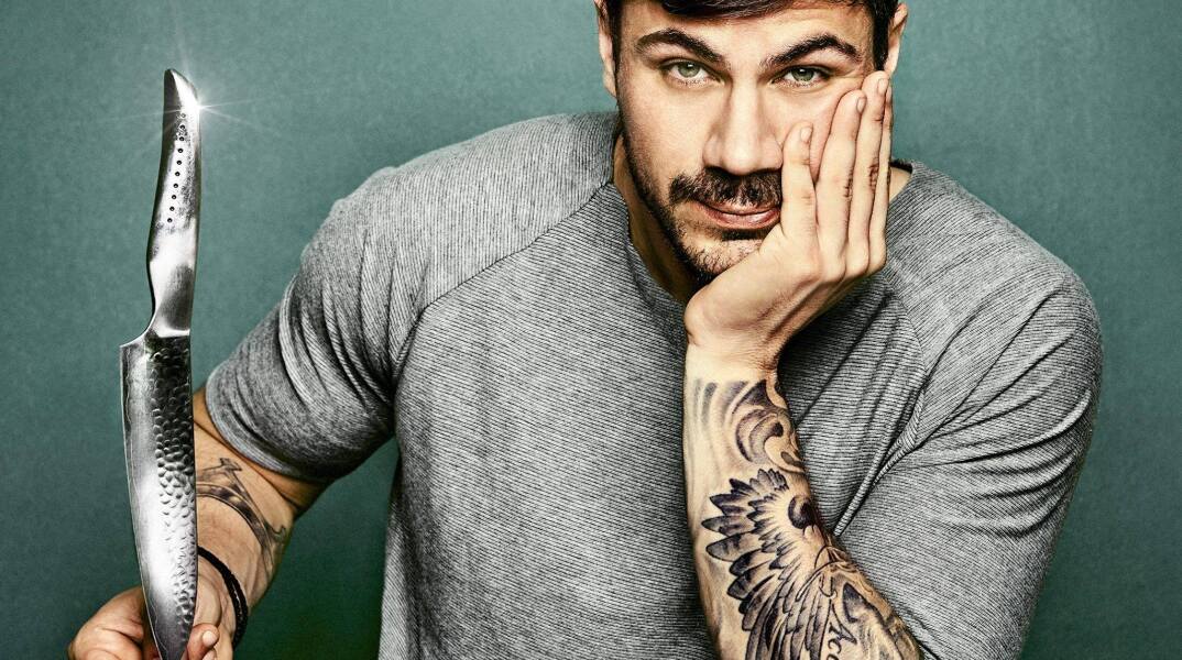 Άκης Πετρετζίκης