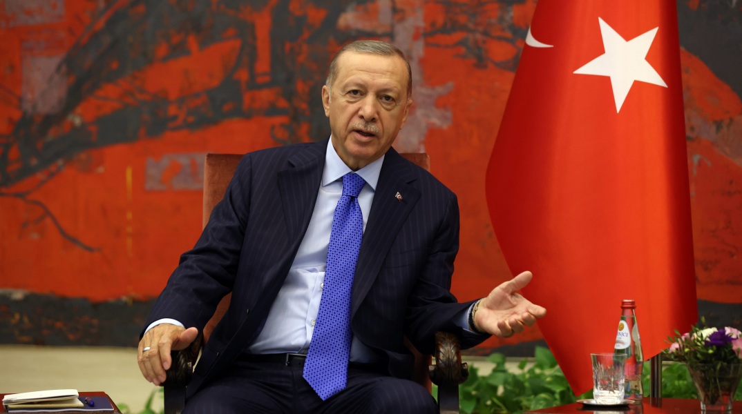 Νέες προκλητικές δηλώσεις του Τούρκου προέδρου Ερντογάν: Εξέφρασε ξανά τις επεκτατικές βλέψεις του και κάλεσε την Ελλάδα «να μείνει μακριά από προκλήσεις».