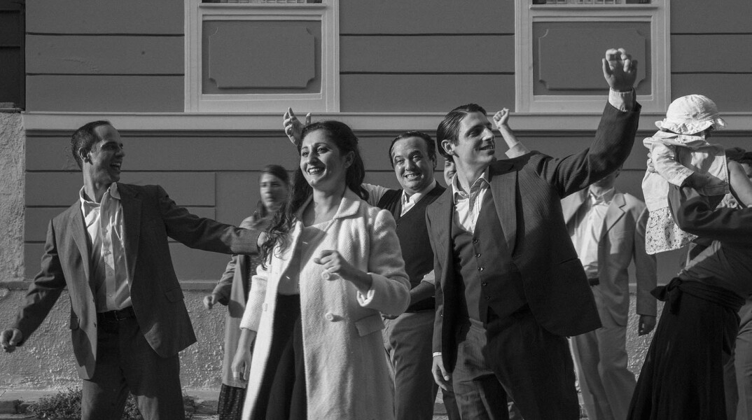 «Οι γειτονιές του κόσμου» στο Θέατρο Τζένη Καρέζη