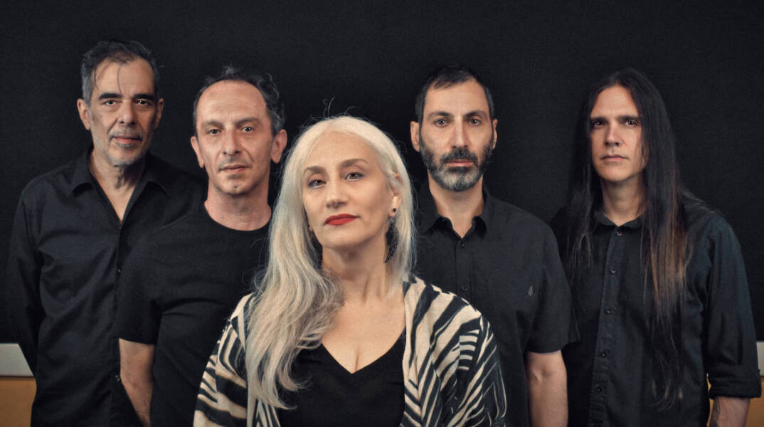 Thee Holy Strangers στο Κύτταρο