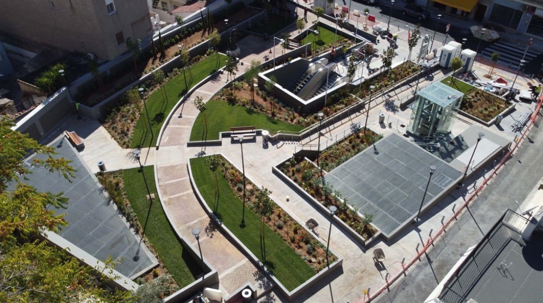 Ο σταθμός του μετρό «Μανιάτικα»