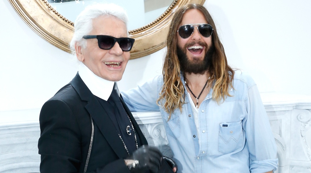 Ο βραβευμένος με Όσκαρ Τζάρεντ Λέτο θα υποδυθεί τον Καρλ Λάγκερφελντ, σε μια ταινία για τη ζωή του σχεδιαστή μόδας και καλλιτεχνικού διευθυντή του οίκου Chanel.