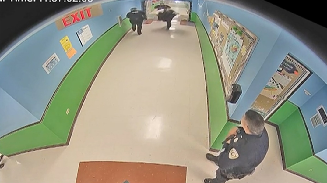Οι κινήσεις της Αστυνομίας στο δημοτικό σχολείο Robb του Ουβάλντε στο Τέξας