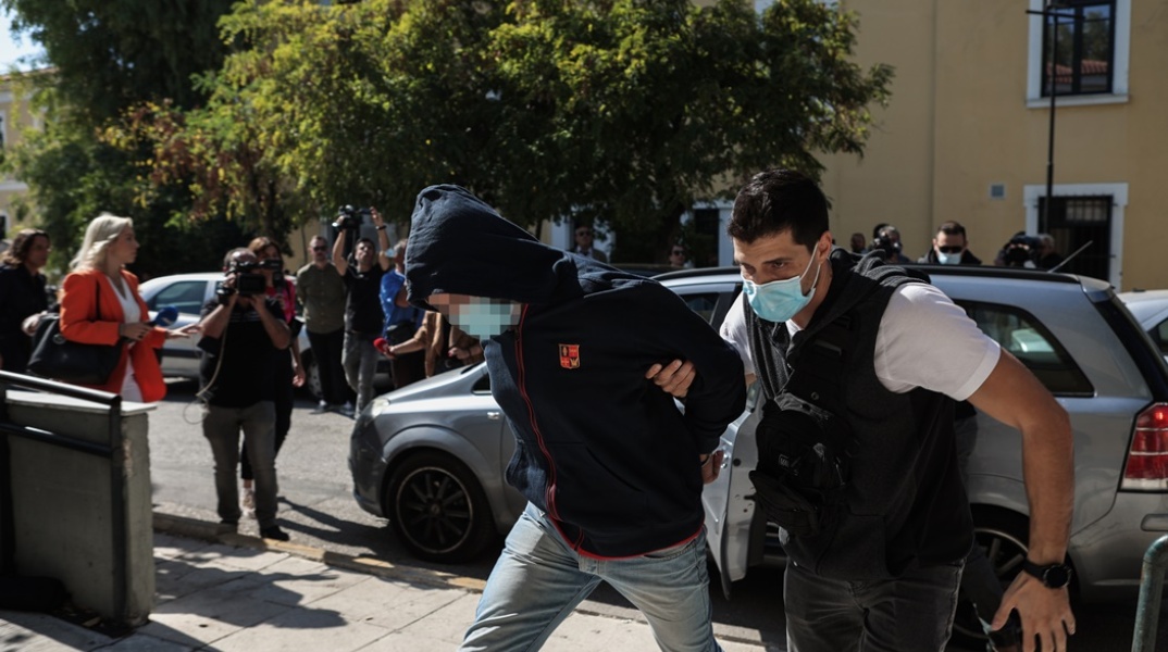 Στον ανακριτή ο 53χρονος βιαστής της 12χρονης 