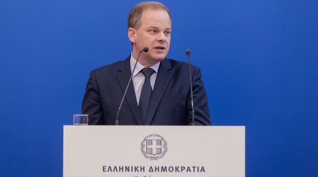 O υπουργός Μεταφορών και Υποδομών, Κώστας Καραμανλής