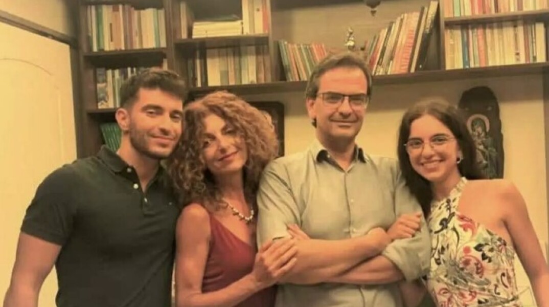 Η οικογένεια Ρακιντζή - Μιχελιδάκη φοιτά στο Πανεπιστήμιο Κρήτης