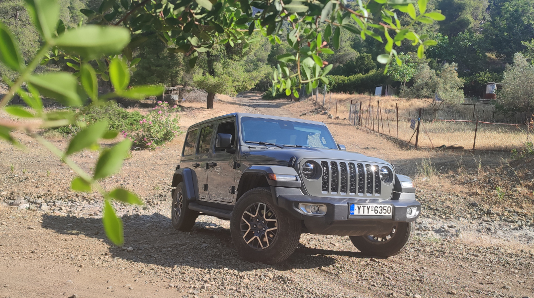 Jeep Wrangler 4xe Sahara Plug-in Hybrid
