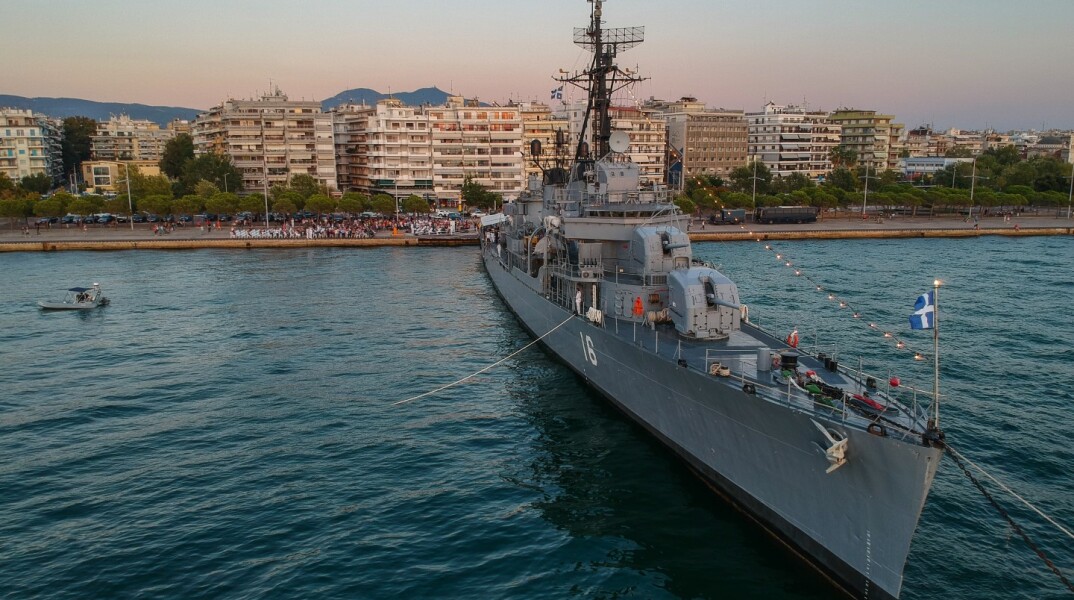 Το αντιτορπιλικό «Βέλος», που έχει αγκυροβολήσει στη Θεσσαλονίκη από το 2019, γίνεται διαθέσιμο στους παίκτες του διαδικτυακού video game World of Warships.