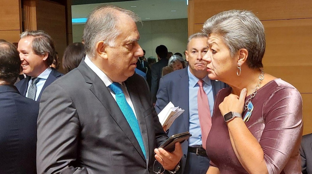 Ο Τάκης Θεοδωρικάκος ενημέρωσε την Ε.Ε. για το απάνθρωπο περιστατικό στον Έβρο και τη νέα εργαλειοποίηση του μεταναστευτικού από την Τουρκία. 