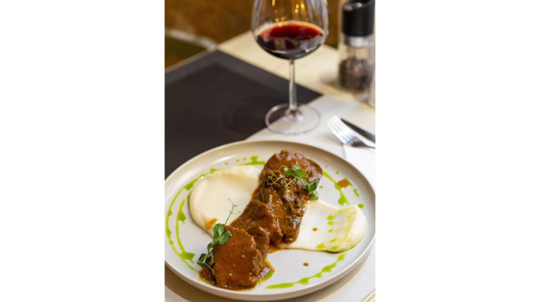 Retro Gastro Funky Taverna