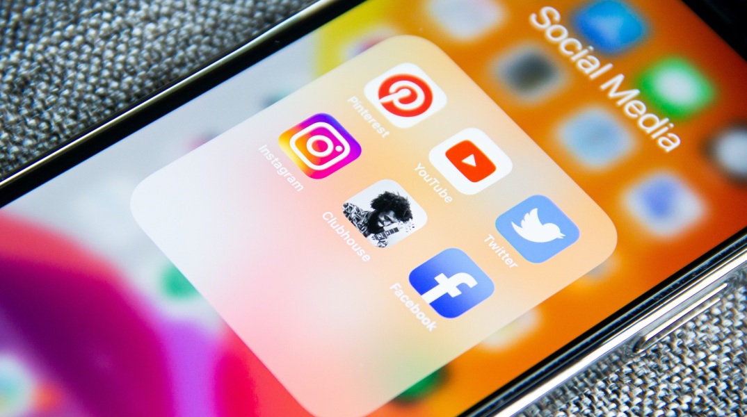 Ανανεώνεται η δημοφιλής πλατφόρμα βίντεο YouTube - Τι αλλάζει για τους χρήστες με τις καινούργιες ενημερώσεις στη θυγατρική της Google. 