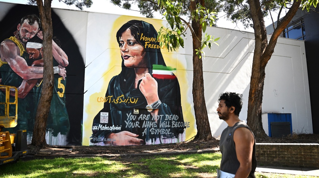 Κατέστειλαν διαδήλωση οι δυνάμεις ασφαλείας του Ιράν - Ένας πολίτης έχασε τη ζωή του 14 τραυματίστηκαν - Για τρομοκρατικό επεισόδιο κάνουν λόγο τα κρατικά ΜΜΕ.