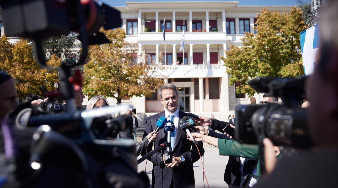 Την Ήπειρο επισκέφθηκε ο πρωθυπουργός την 28η Οκτωβρίου - Ο Κυριάκος Μητσοτάκης επέλεξε το Καλπάκι και τα Ιωάννινα για να παραστεί στις εορταστικές εκδηλώσεις.