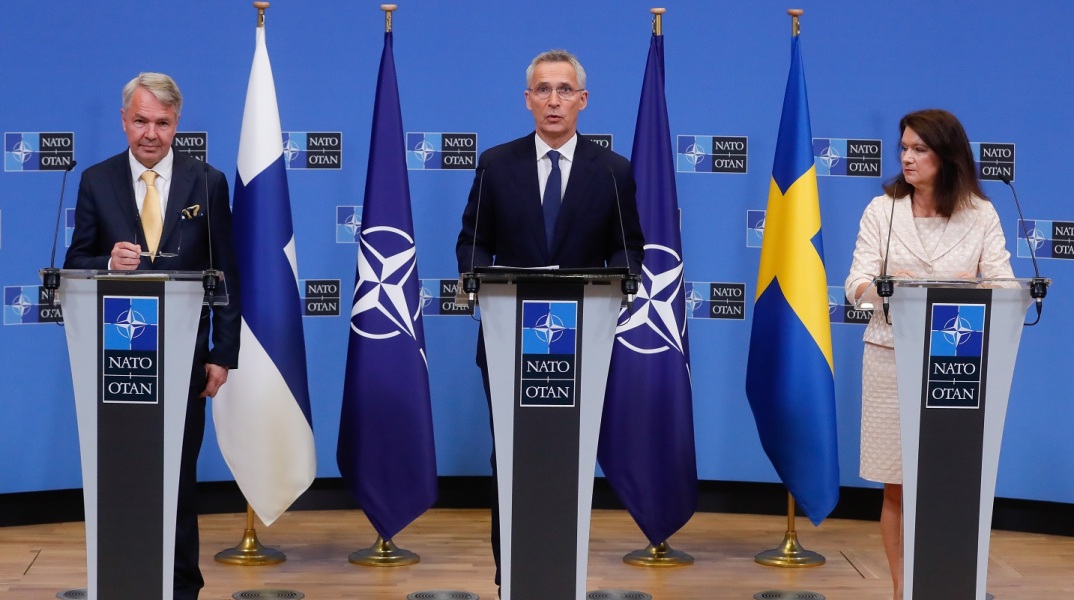 Μέλη της Συμμαχίας του ΝΑΤΟ δεσμεύονται να γίνουν η Σουηδία και η Φινλανδία - Πώς θα άρουν τις ενστάσεις Ερντογάν οι πρωθυπουργοί των δύο σκανδιναβικών χωρών.