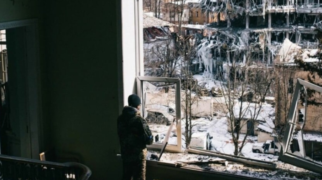Ο φωτογράφος Maxim Dondyuk αποτυπώνει τον αγώνα της Ουκρανίας για ελευθερία