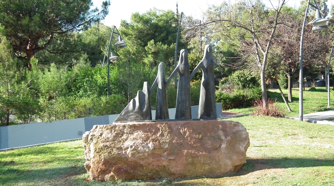 Ο χορός του Ζαλόγγου, Υπαίθρια Γλυπτοθήκη Ψυχικού