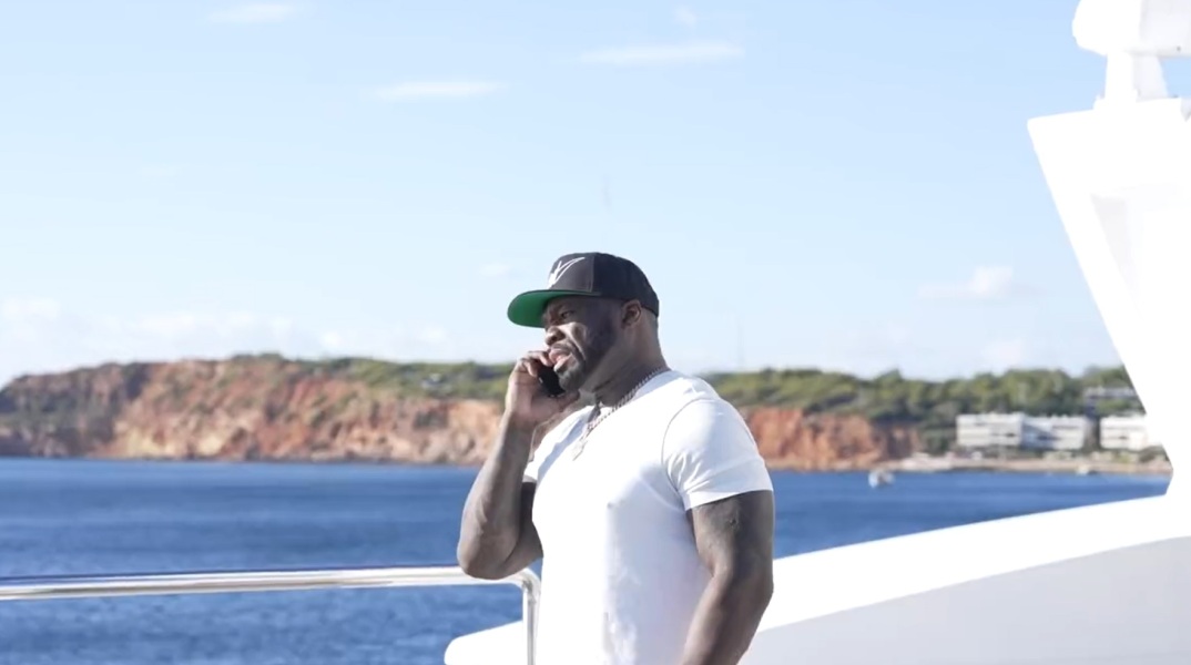 Με ανάρτησή του στα social media, ο διάσημος Αμερικανός ράπερ 50 Cent εξυμνεί τις ελληνικές ομορφιές έπειτα από την πολυπληθή συναυλία στο ΟΑΚΑ.