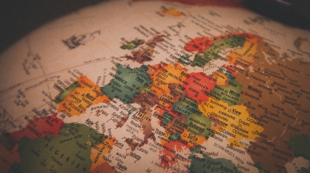 Οι γεωπολιτικές εξελίξεις στο επίκεντρο διαδικτυακής συζήτησης του ΚΕΕΠ, με θέμα «Κίνδυνοι και Προκλήσεις από τον Κλονισμό της Πολιτικής και της Δημοκρατίας».