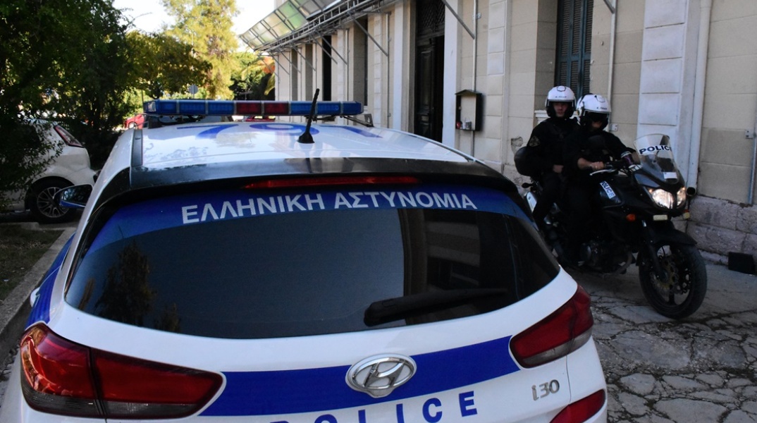 Περιπολικό - Αστυνομία