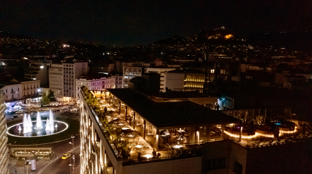 brown-acropol-roofop-bar-restaurant