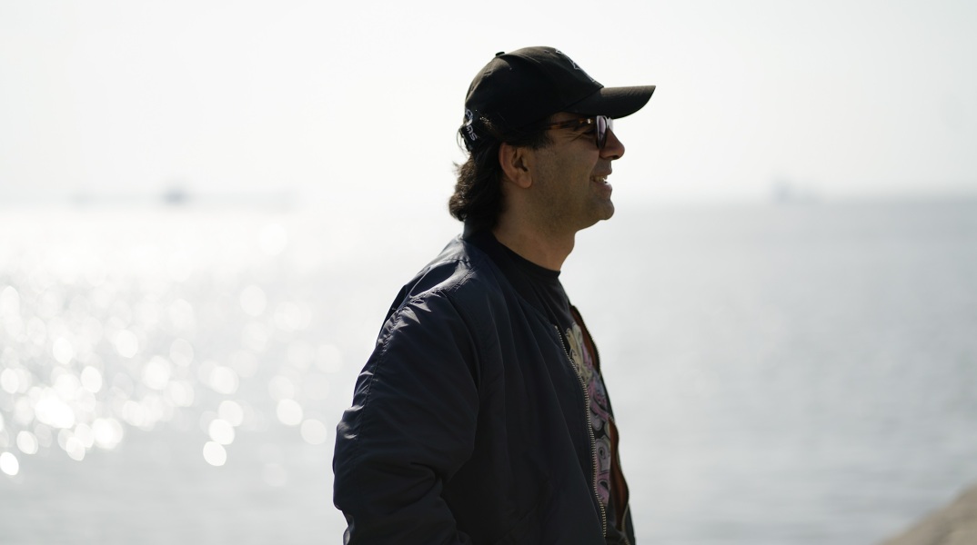 Συνέντευξη Φατίχ Ακίν: Ο σκηνοθέτης μιλάει στην ATHENS VOICE για τη νέα του ταινία «Το χρυσάφι του Ρήνου», το σινεμά και τη ζωή του.