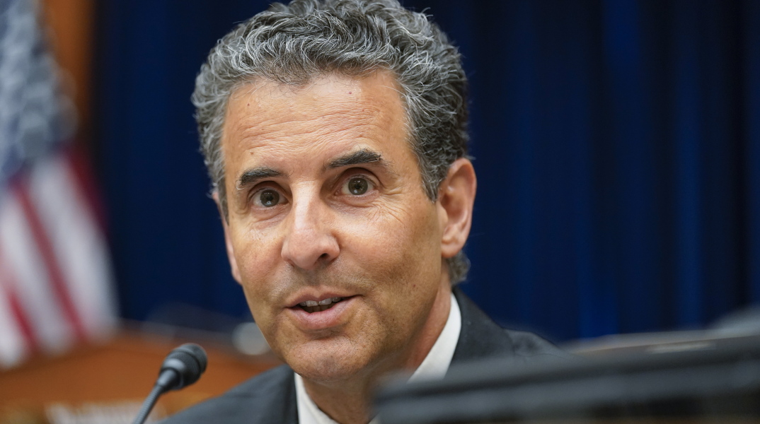 Στο Μέριλαντ, ο Τζον Σαρμπάνης επανεξελέγη για μια ακόμη χρονιά στα έδρανα του Κογκρέσου