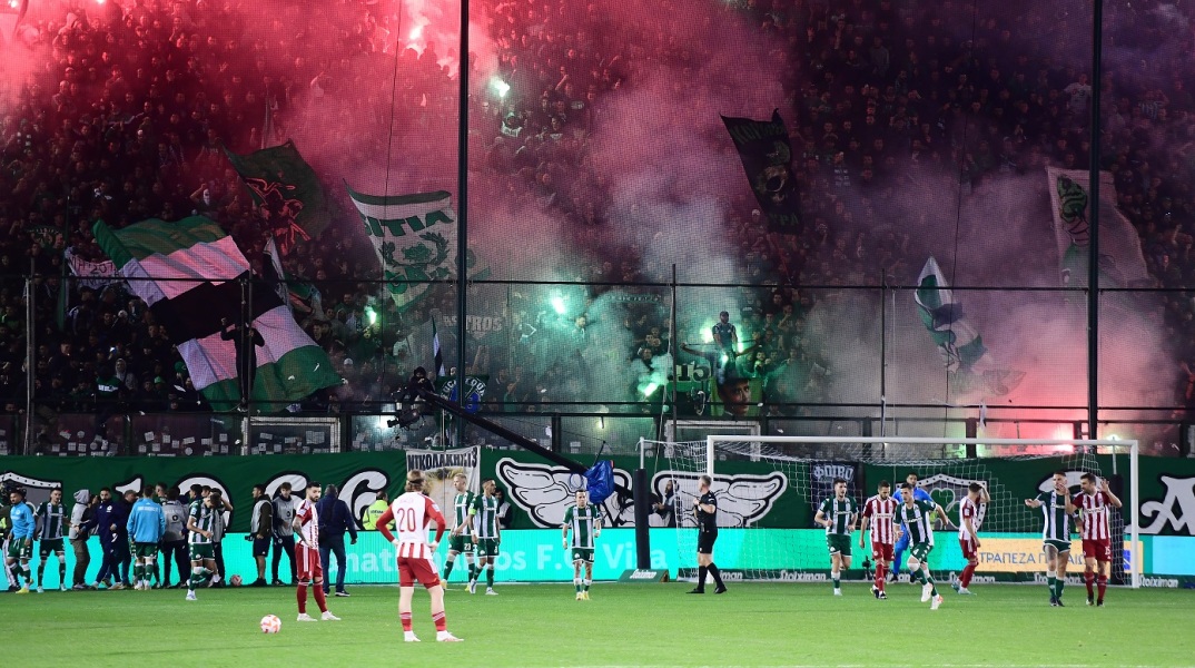 Ο επαγγελματικός αθλητισμός στην Ελλάδα, το προϊόν που παράγεται και η έλλειψη θεάματος.