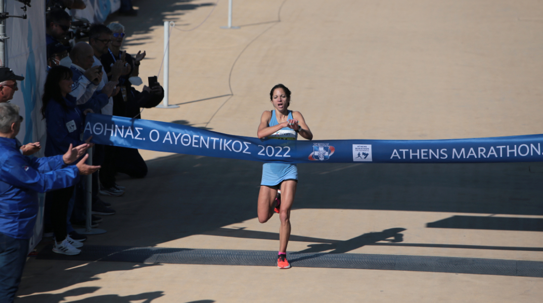 39ος Μαραθώνιος Αθήνας: H Βασιλική Κωνσταντινοπούλου πρώτη στις γυναίκες
