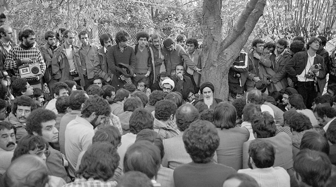 Ιράν: Ο Χομεϊνί στο Παρίσι